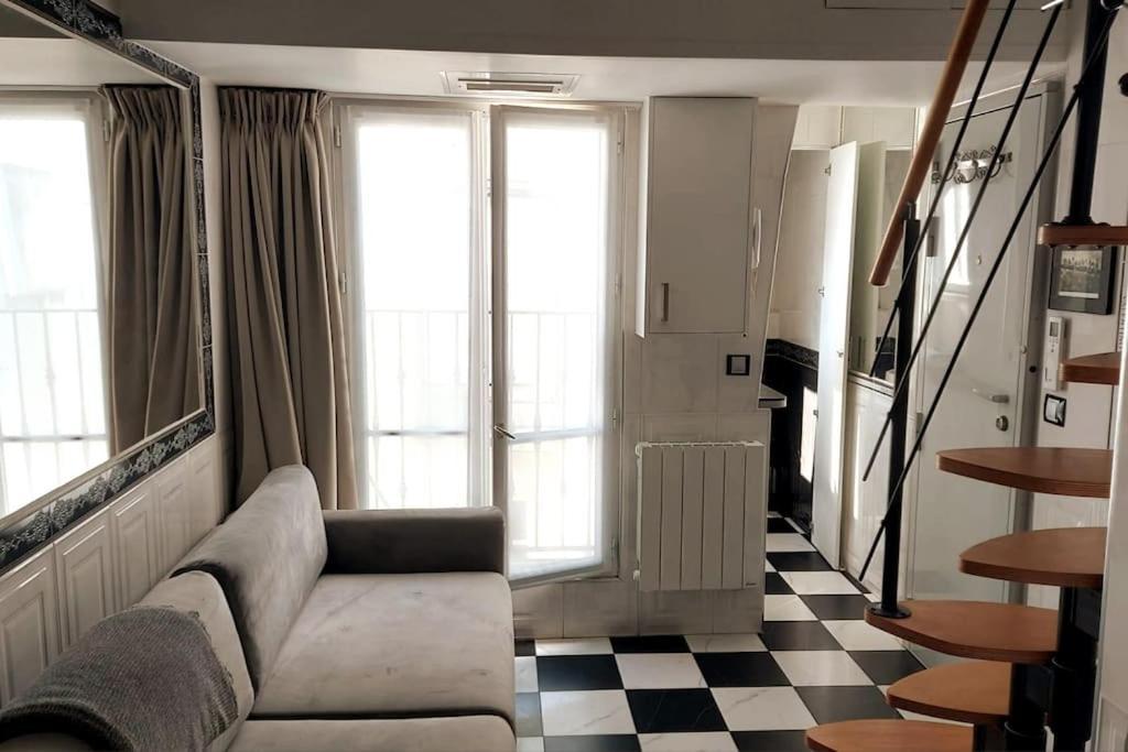 Apartamento Duplex Notre-Dame De París Exterior foto