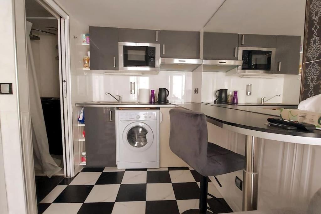 Apartamento Duplex Notre-Dame De París Exterior foto
